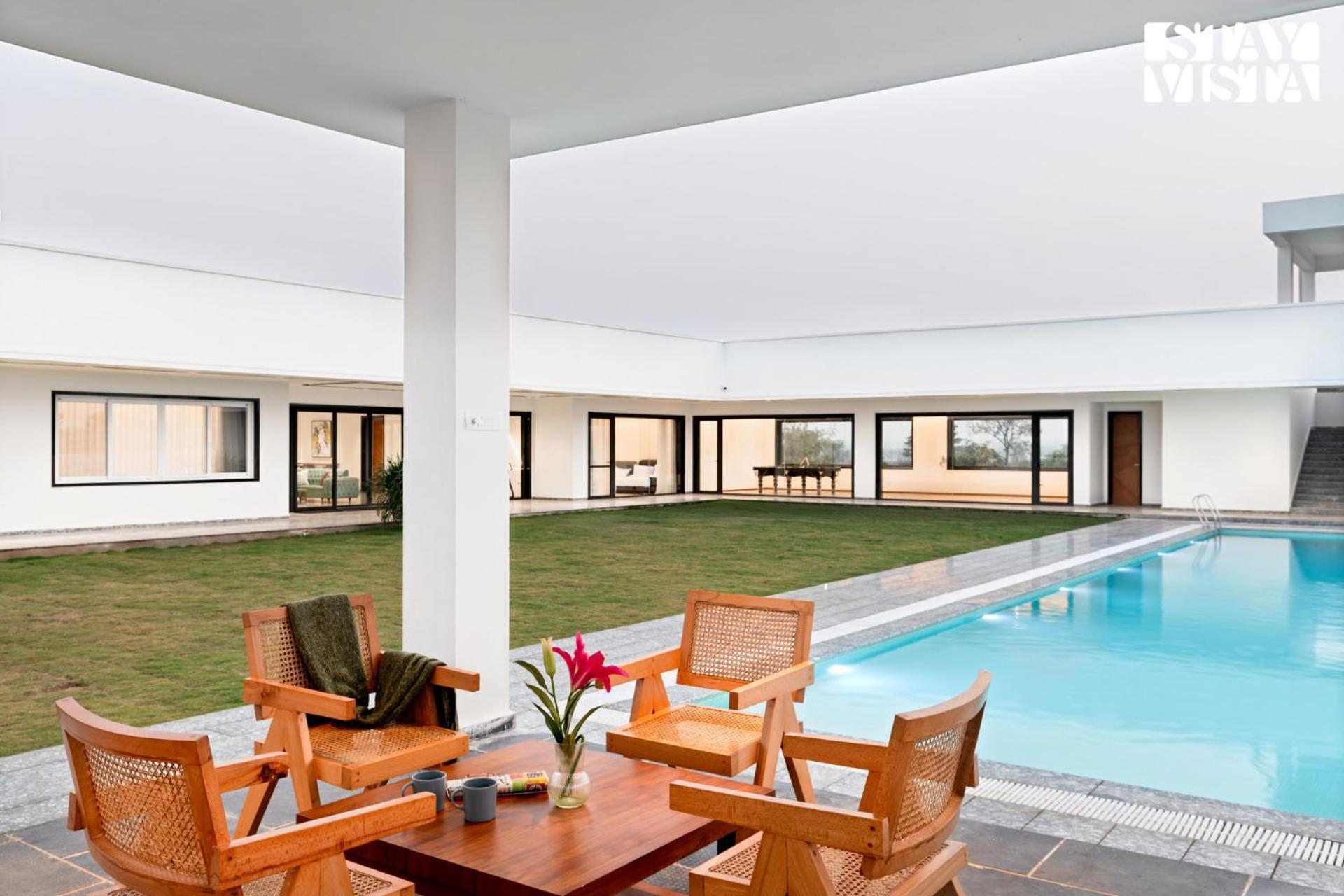 Stayvista At Aj House With Pvt Pool & Projector Set-Up Hyderabad Exteriör bild